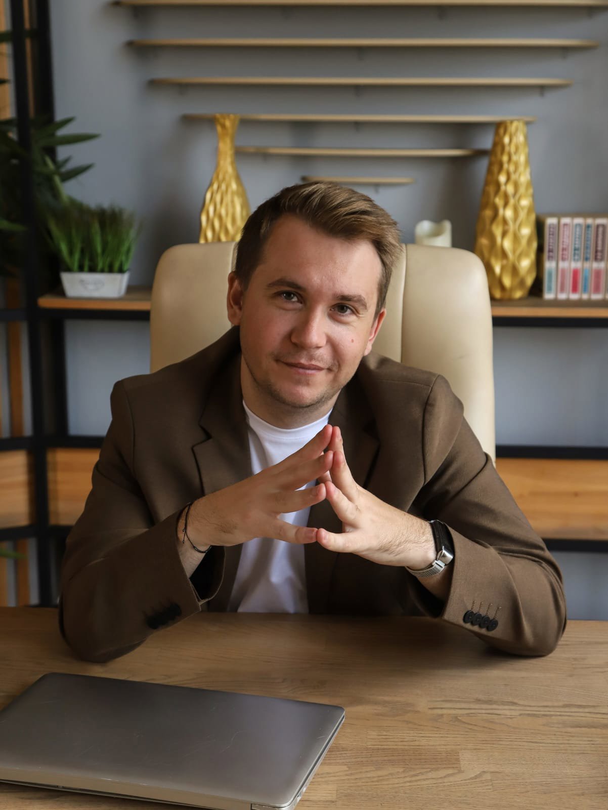 Евгений Дворников